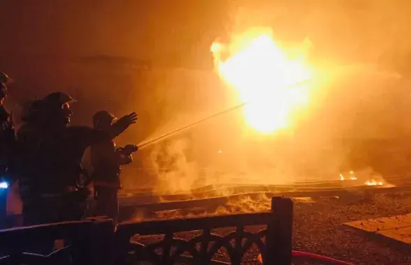 У акупаваным Шахцёрску Данецкай вобласці гарэлі цыстэрны з палівам /&nbsp;@itsdonetsk
