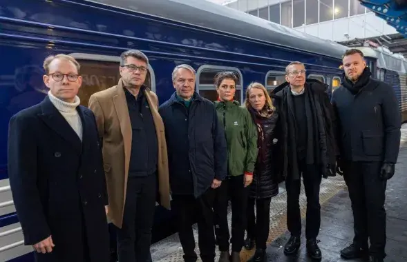 Кіраўнікі МЗС Літвы, Латвіі, Эстоніі, Швецыі, Нарвегіі, Фінляндыі і Ісландыі ў Кіеве&nbsp; /&nbsp;twitter.com/edgarsrinkevics
