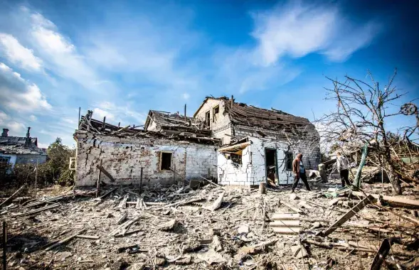 Последствия обстрела в Днепре /&nbsp;@dnipropetrovskaODA
