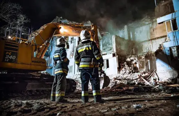 Расійская ракета трапіла ў жылы дом у Запарожжы 2 сакавіка /&nbsp;@dsns_telegram
