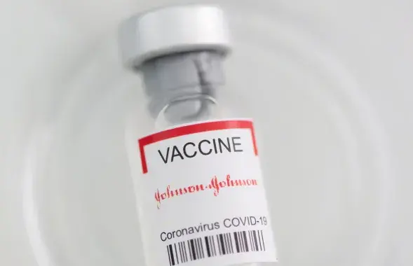 Дыпламатаў прышчаплялі вакцынай Johnson &amp; Johnson / Reuters​