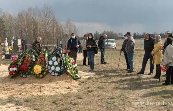 Во время похорон / media-polesye.by​