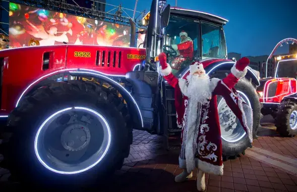Belarus tractors parade in Independence Square in Minsk. Photo: Euroradio