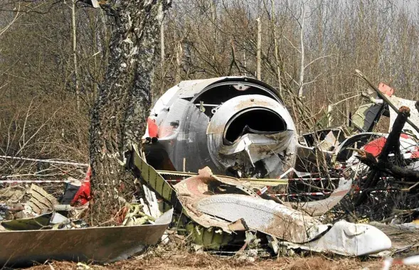Абломкі прэзідэнцкага самалёта пад Смаленскам / Gazeta Wyborcza