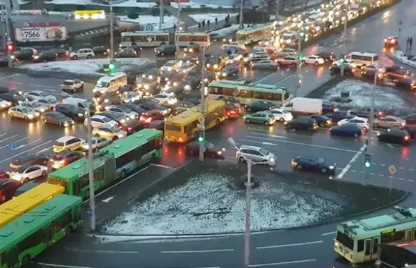Кадр из видео​