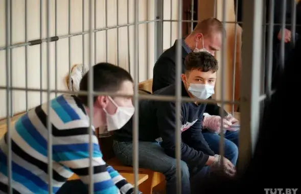 У Гомелі да калоніі прысудзілі 16-гадовага Мікіту Залатарова / TUT.BY​