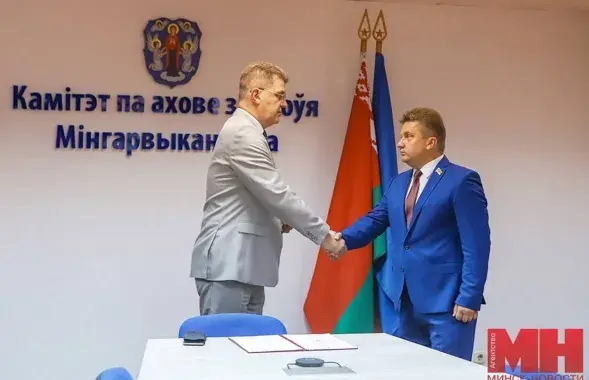 Председатель Мингорисполкома Владимир Кухарев и новый старый глава горздрава Игорь Юркевич / minsknews.by