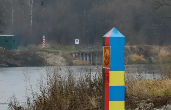 Belarus-Ukraine border / Reuters