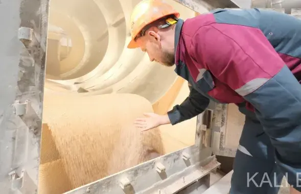 In a workshop where fertilizers are produced.