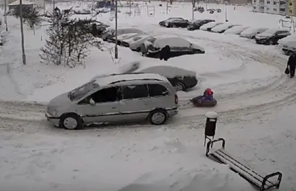 На цюбінгу за аўтамабілем