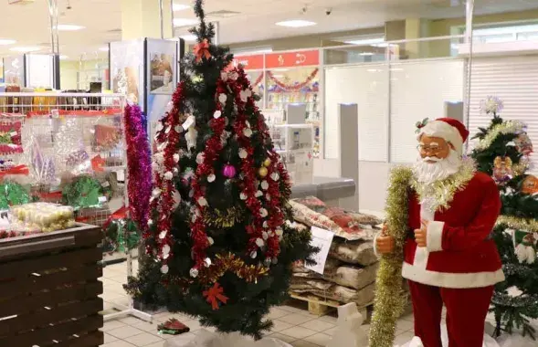 Калядная ялінка ў беларускай краме