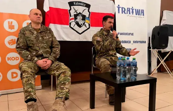 Вадзім Кабанчук і камандзір палка Дзяніс Прохараў ("Кіт")
