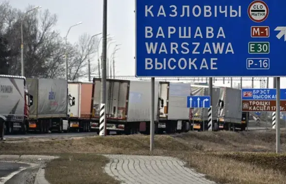 Чарга на мяжы з ЕС / РИА Новости
