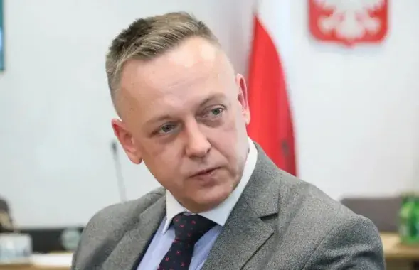 Томаш Шмыт
