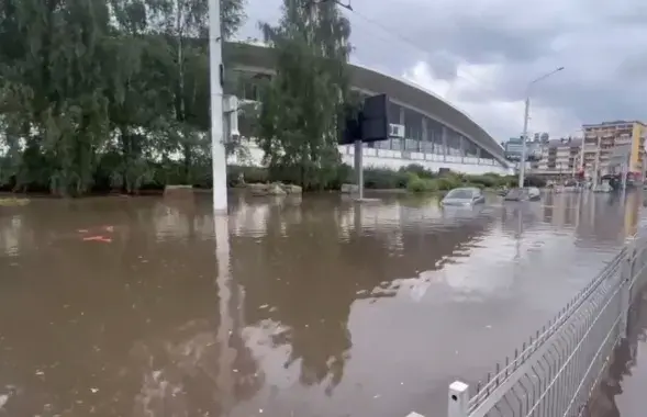 Затопленный Комаровский рынок в Минске

