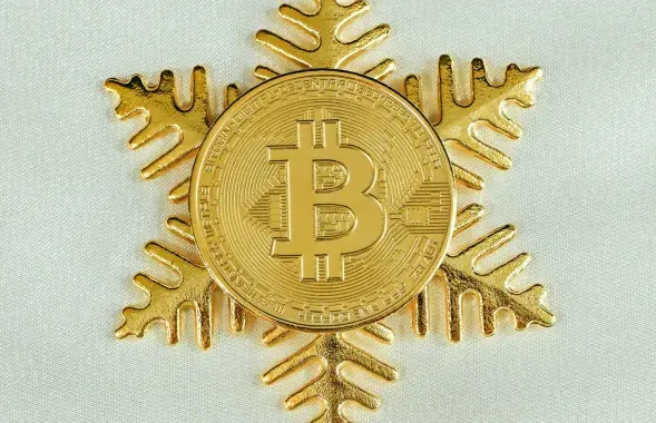 Биткоин
