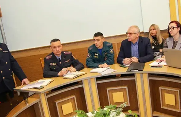 Нарада ў Мёрах

