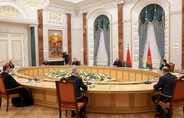 Аляксандр Лукашэнка прымае прадстаўнікоў рэлігійных канфесій
