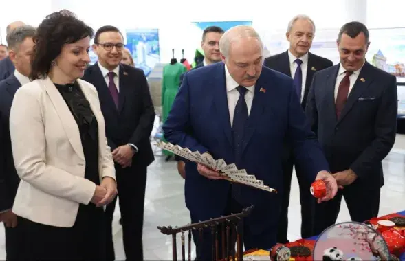 Лукашэнка ў Віцебскім дзяржуніверсітэце
