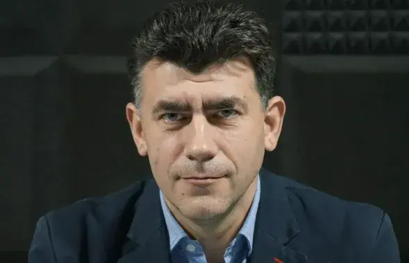 Павел Усаў
