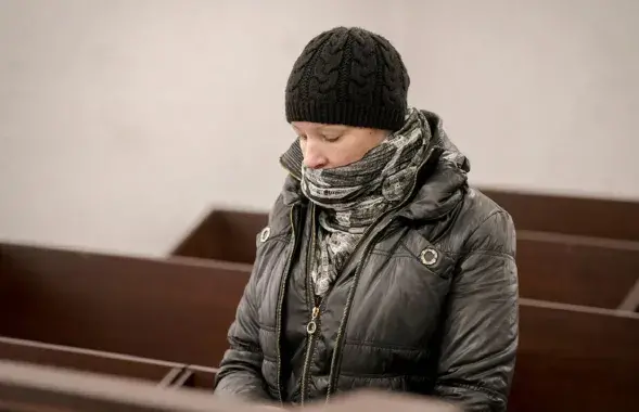 Обвиняемая в суде
