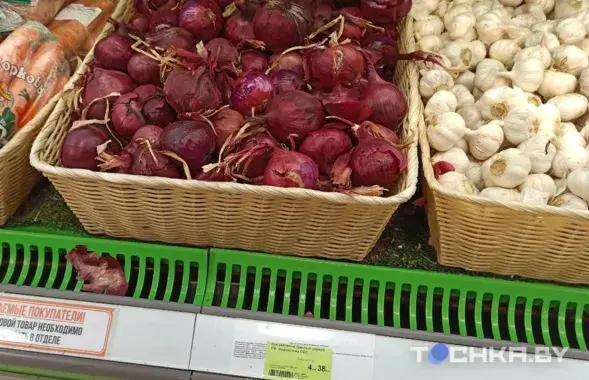 Цыбуля ў мінскай краме
