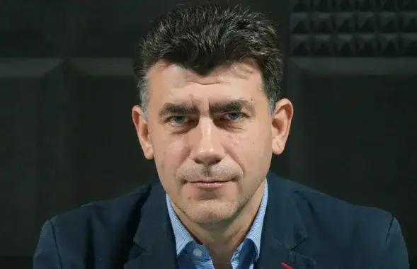 Павел Усаў
