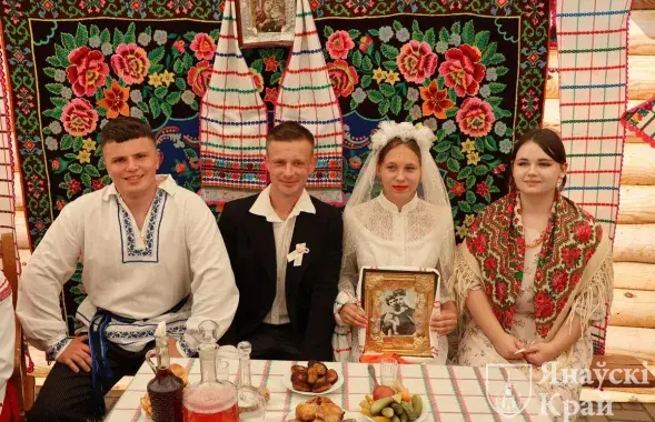 Вясельны абрад на фестывалі "Мотальскія прысмакі"&nbsp;
