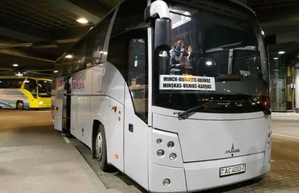 Аўтобус "Мінсктранса" рэйса Мінск — Вільня — Каўнас

