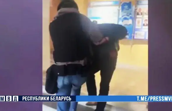 Байцы АМАП затрымалі кіраўніка дарожна-будаўнічага прадпрыемства
