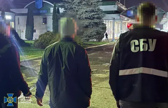 Уцёк з пазіцый&nbsp;
