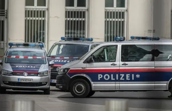 П’яны беларус заехаў да аўстрыйцаў у сад
