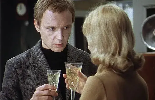 Кадр из фильма "Ирония судьбы"
