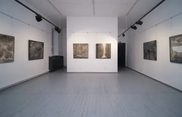 Выстава "Petroleum"
