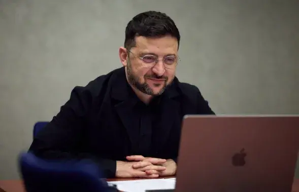 Зяленскі пагаварыў з беларускімі палітвязнямі
