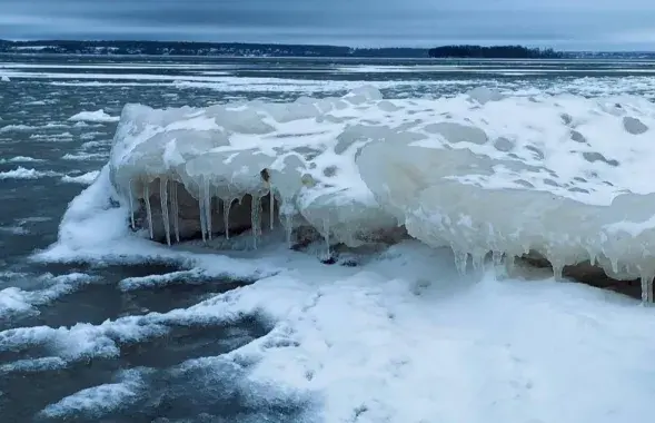 Незвычайнае нагрувашчванне ільдзін
