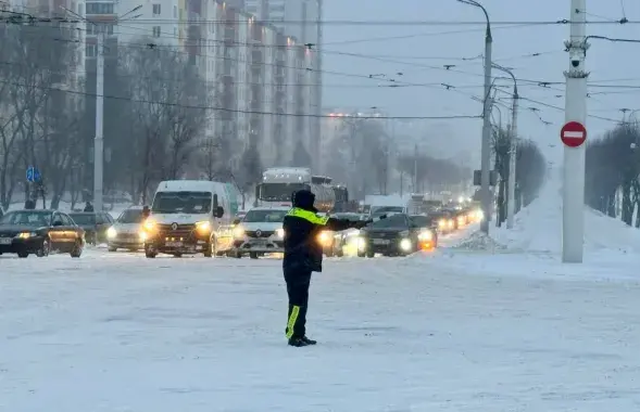 Адзін з праспектаў Мінска зімой
