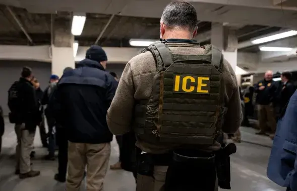 Иммиграционные службы США проводят задержания
