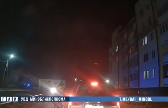 В Слуцком районе мужчина похитил девушку
