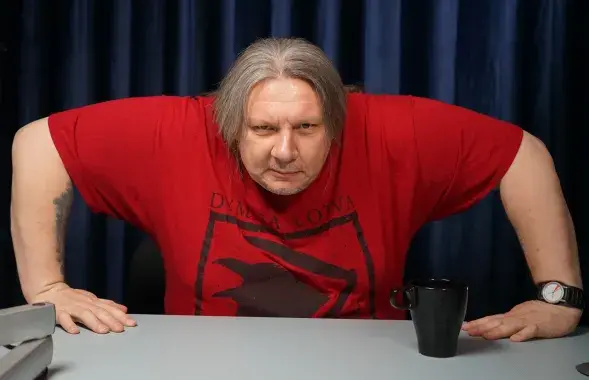 Уладзіслаў “Lesley Knife” Наважылаў
