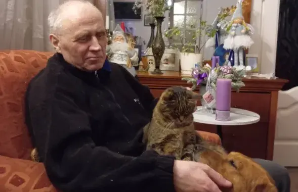 Мікалай Статкевіч дома
