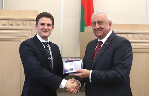 Дзяніс Тумаш і Міхаіл Мясніковіч
