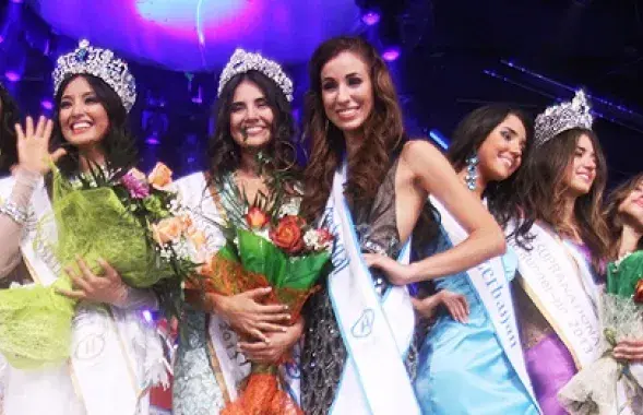 Беларуску на конкурс Miss Supranational праводзіў адзін чалавек (фота)