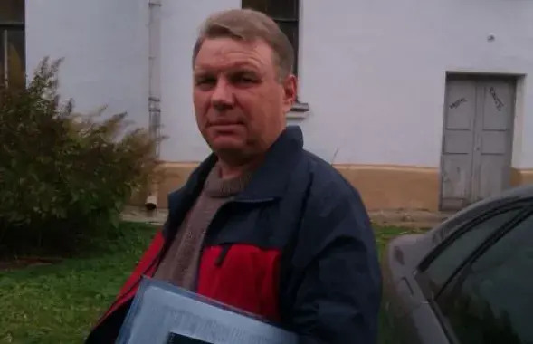 Беларускамоўны магілёвец узяўся за беларусізацыю “Прыёрбанка”