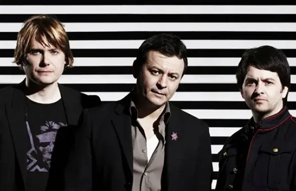 Manic Street Preachers анансуюць выхад новага лонгплэя