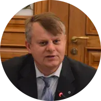 Назарбаеў хоча забраць у Лукашэнкі ролю міратворца па Украіне?