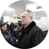 На выставе ў Мінску міліцыя раструшчыла двух "чалавек" (фота)