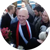 Торт з перадач і салют з лыжак: як сустракалі Новы год палітвязні