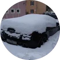 У Кобрыне 11-класнік выкінуўся з пятага паверху і загінуў