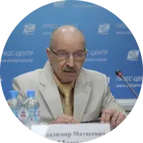 Белорусов заманивают в армию: в вуз без экзаменов, общежитие и “большие деньги”